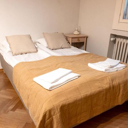 2Ndhomes Cozy & Compact Top Floor Studio In Erottaja Helsinki Exterior photo