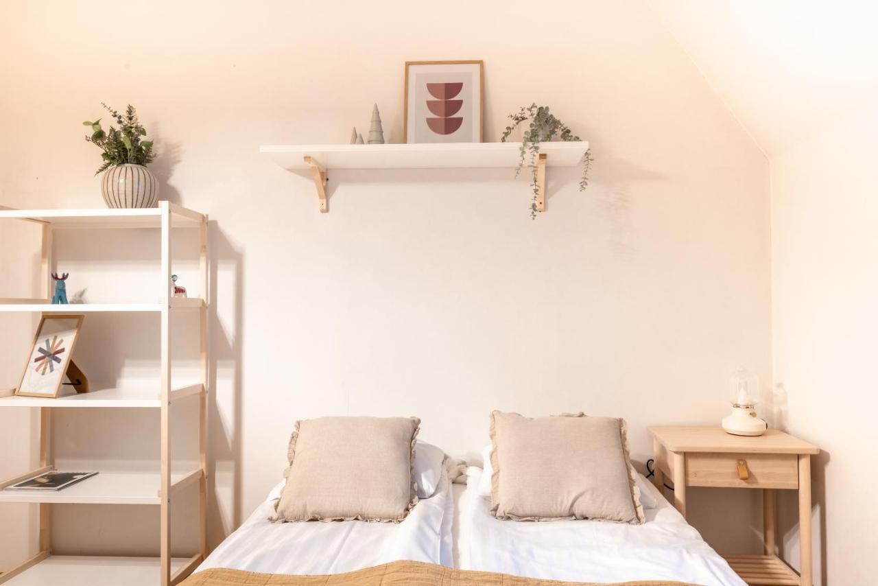 2Ndhomes Cozy & Compact Top Floor Studio In Erottaja Helsinki Exterior photo